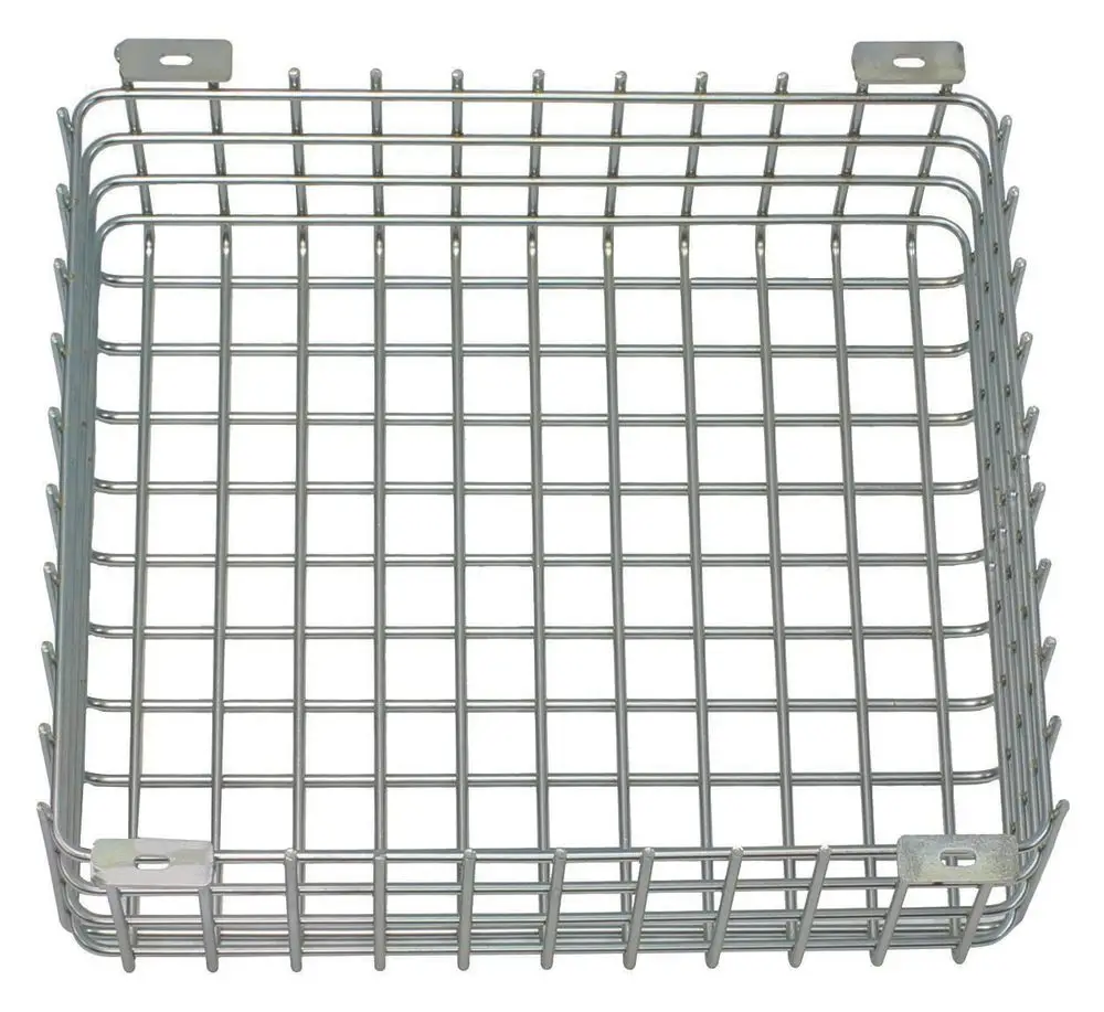 Metallgitter mit quadratischem Rahmen, geeignet als Schutz. Sichtbare Befestigungsteile. Marke Vaillant.